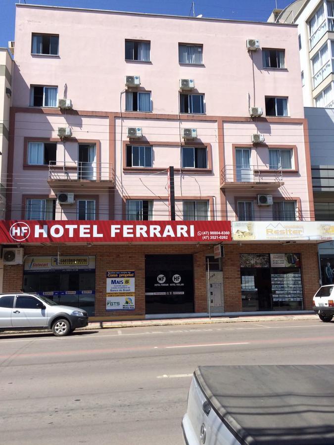 Hotel Ferrari Rio do Sul Ngoại thất bức ảnh